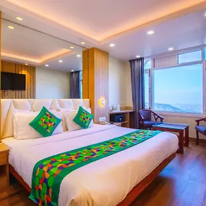 *** Hotel Treebo Varuna With Mountain View India